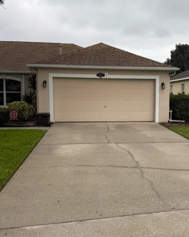 Concrete driveway in Melbourne, FL after pressure washing