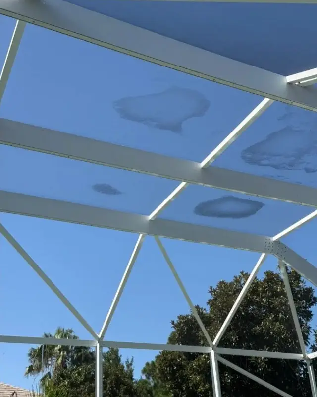 Pool screen enclosure in Melbourne, FL after cleaning